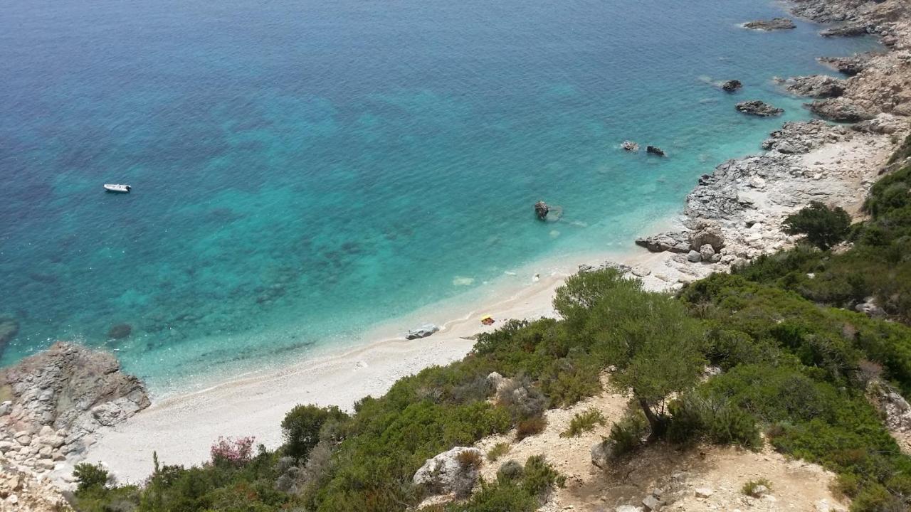 Appartamento Tra Mare E Montagna Бауней Екстериор снимка